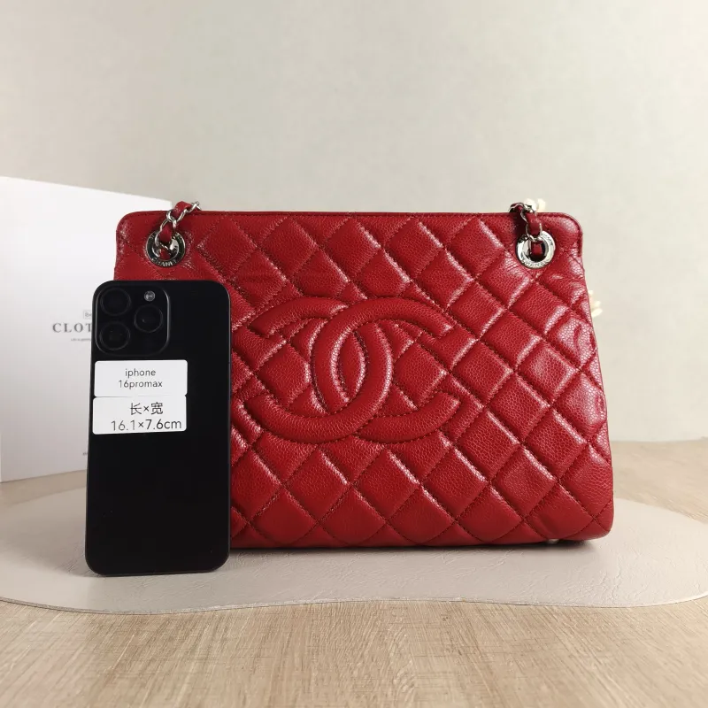 Chanel Shoulder Bag Tote Bag Red Grained Calfskin One Size 30 × 11 × 20 cm 17 — cover view 2 of 6