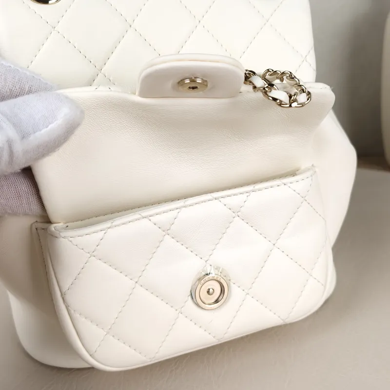 Chanel Backpack Duma White Small18 × 12 × 18.5 cm — detail view 12 of 15