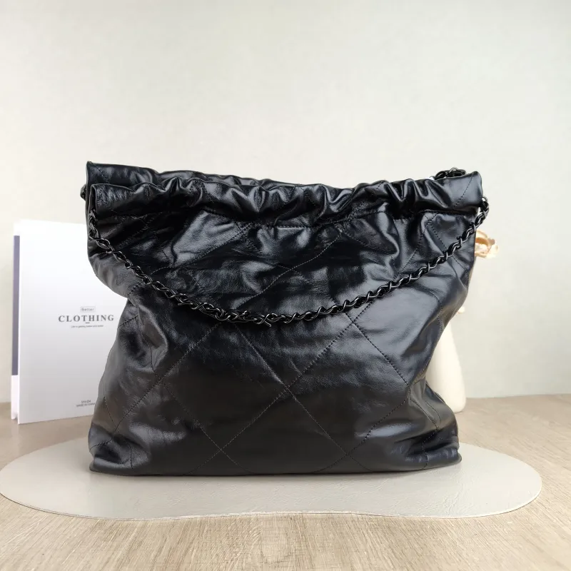 Chanel Shoulder Bag 22Bag Black CC alfskin Medium 39 × 8 × 42 cm — cover view 4 of 5