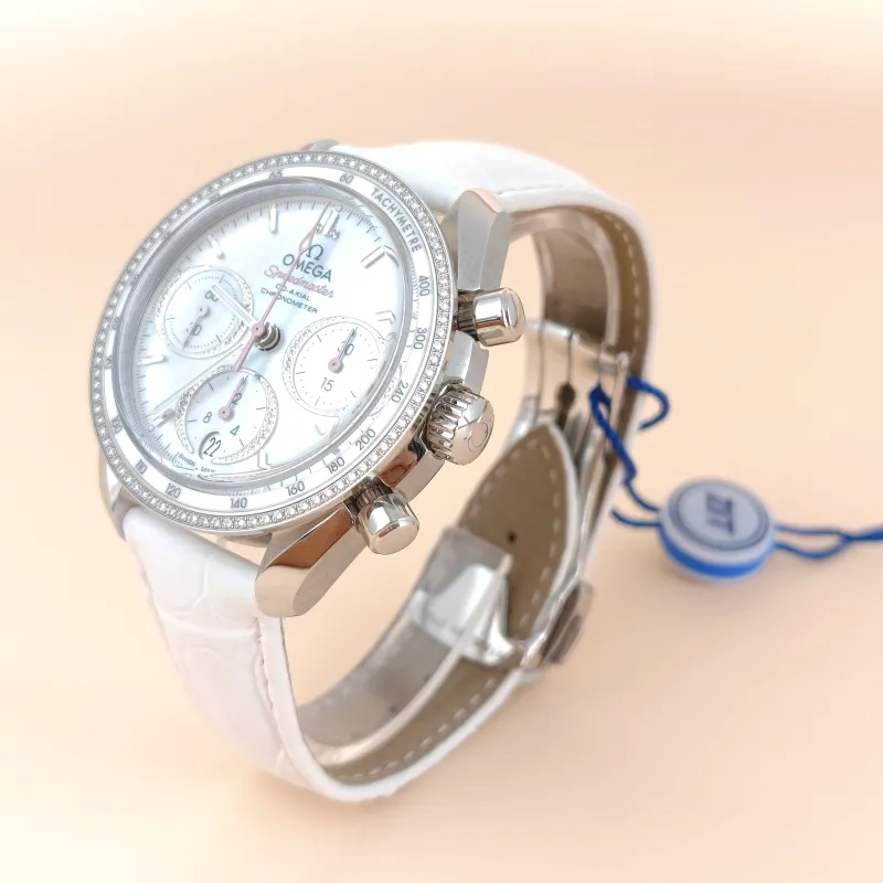 OMEGA Watch Collection Watch One Size 38 — cover view 8 of 10