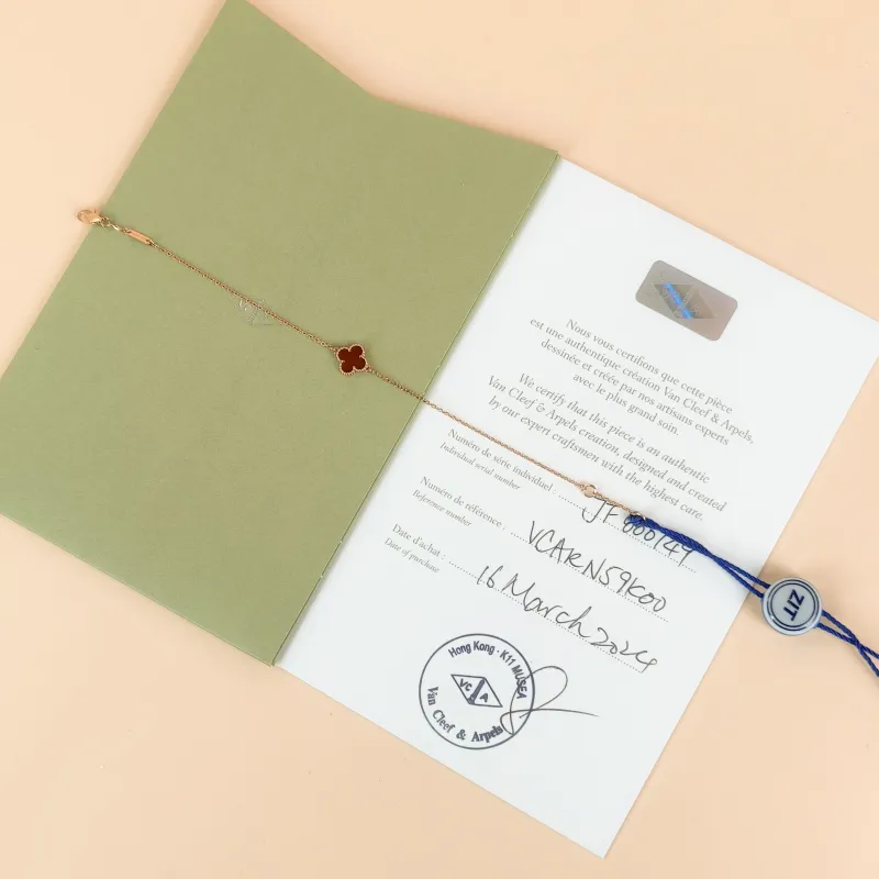 Van Cleef & Arpels Bracelet Alhambra Alhambra Collection Single-Motif Bracelet 18KR ose Gold Sweet Mini 0.95 × 0.95 × 16.5 cm — cover view 6 of 7