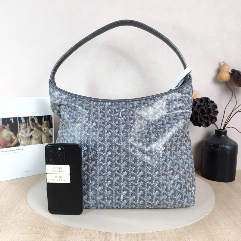 GOYARD Shoulder Bag Boheme Hobo​ Grey ine Canvas Small 43 × 14 × 27 cm — cover view 2 of 6