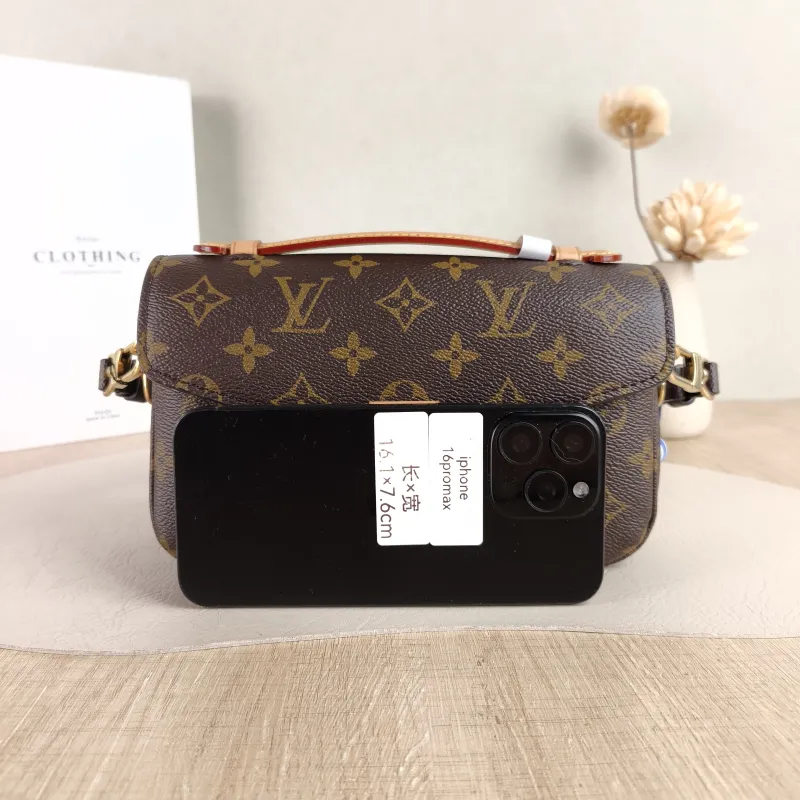 Louis Vuitton Crossbody Bag Pochette Métis East West Monogram PVC Small 21.5 × 6 × 13.5 cm — cover view 2 of 5