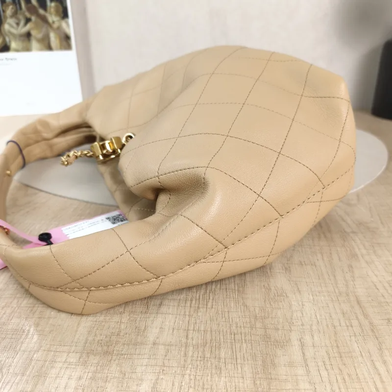Chanel Crossbody Bag26c Taupe Calfskin One Size32 × 12 × 24 cm — detail view 6 of 10