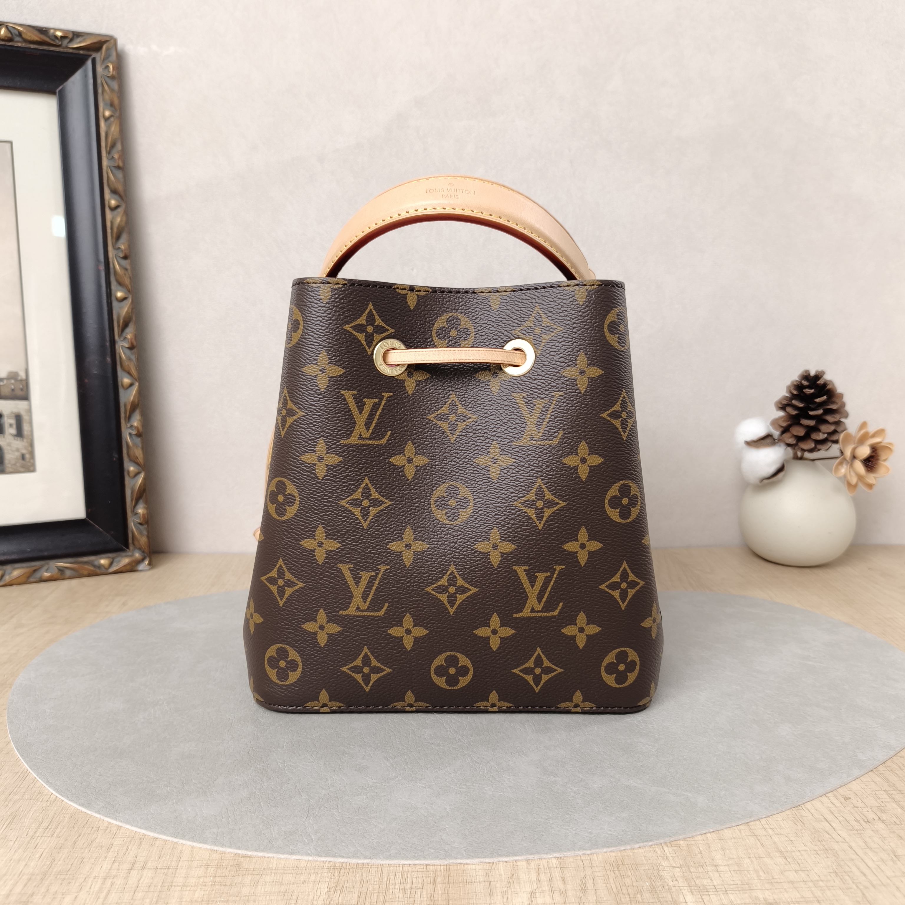 Louis Vuitton Crossbody Bag NÉONOÉ Bucket Bag BB Monogram PVCBB20 × 13 × 20 cm — cover view 3 of 6