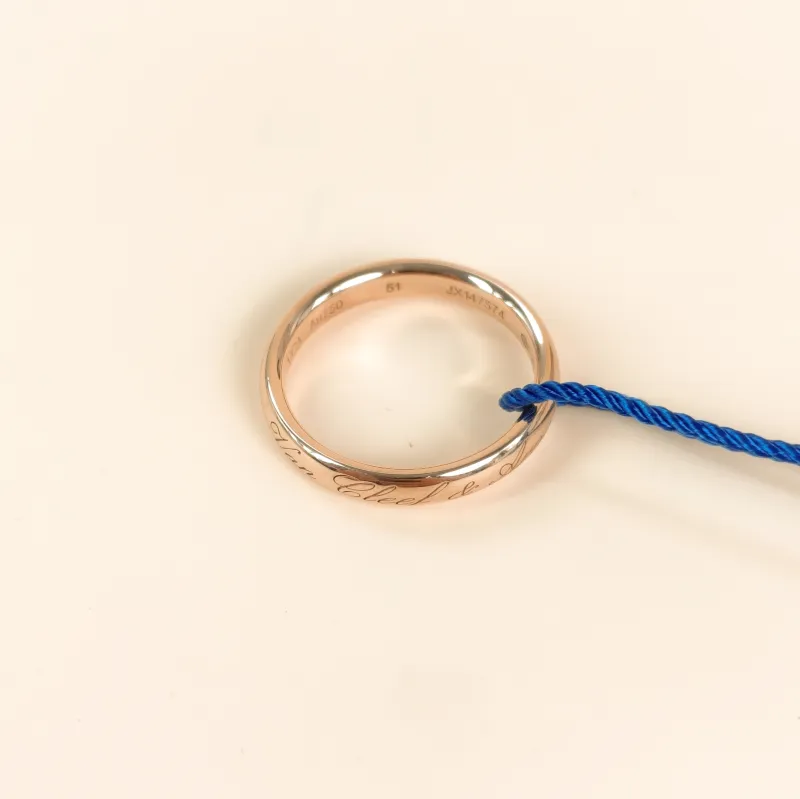 Van Cleef & Arpels Ring Tendrement Signature Ring Rose Gold 18KR ose Gold One Size51