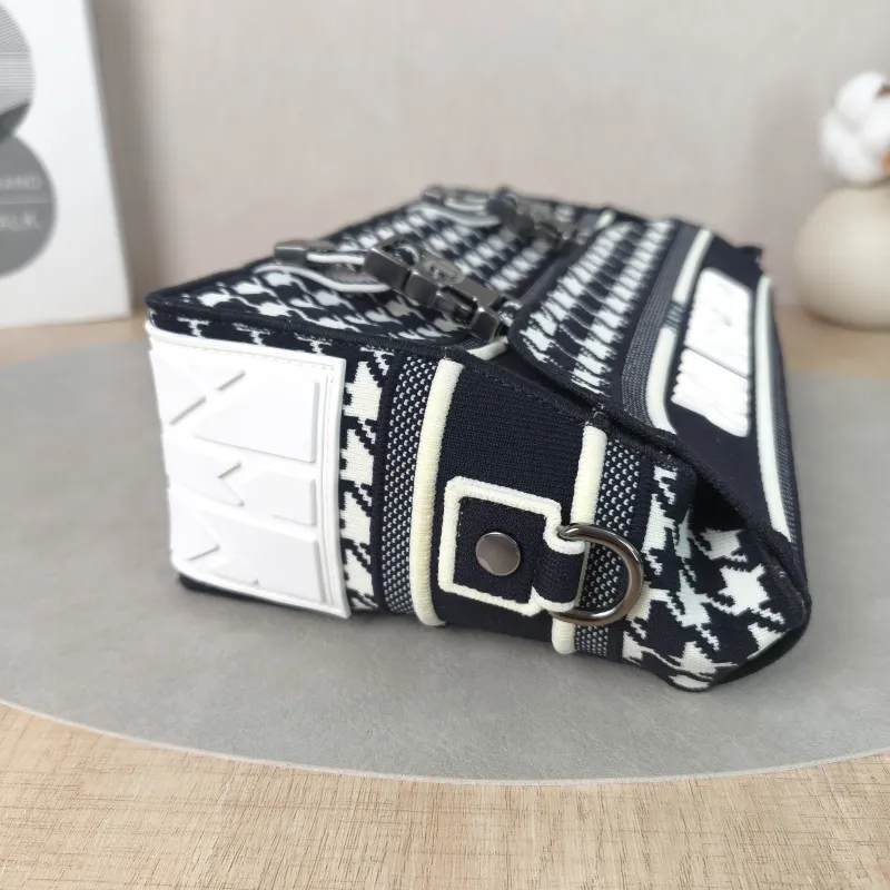 DIOR Crossbody Bag camp Messenger Bag Colorblock Canvas Small23 × 8 × 15 cm — detail view 1 of 13