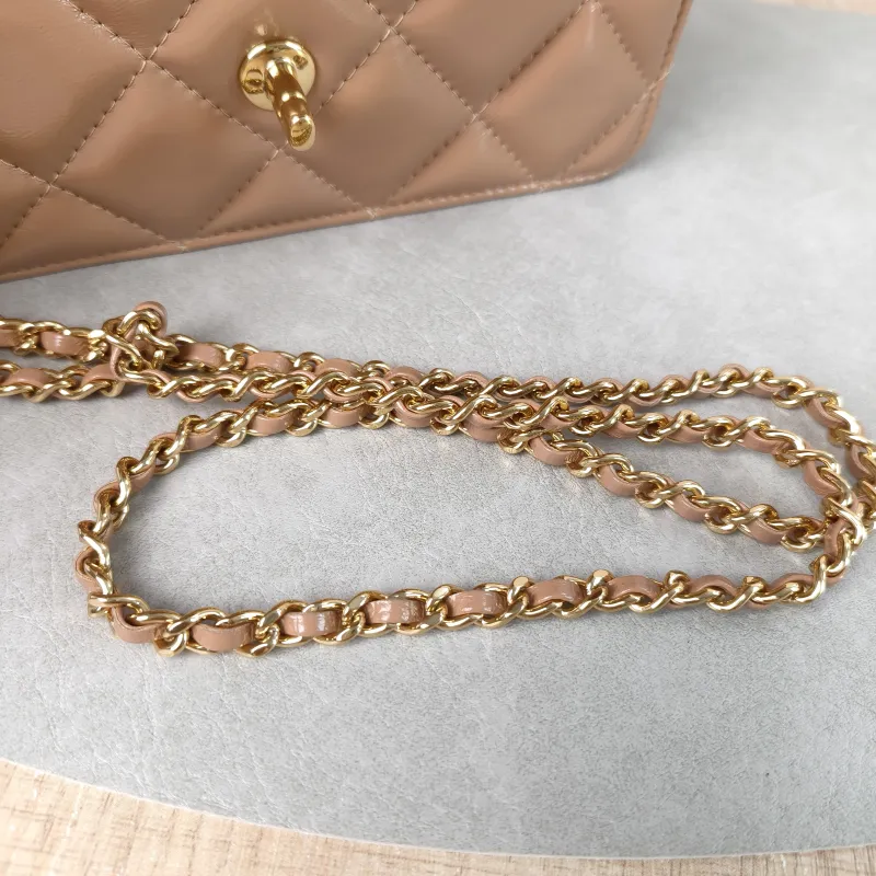 Chanel Crossbody Bag woc Brown Lambskin One Size19.2 × 3.5 × 12.3 cm — detail view 6 of 13