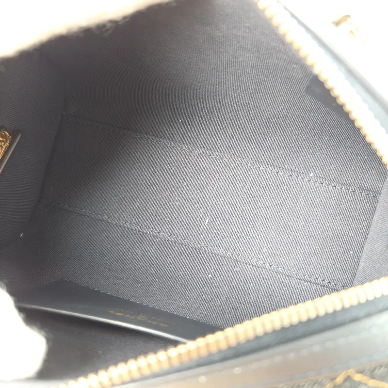 Chanel Crossbody Bag 26p Crossbody Bag Navy One Size 18.5 × 11 × 11.5 cm — detail view 3 of 10