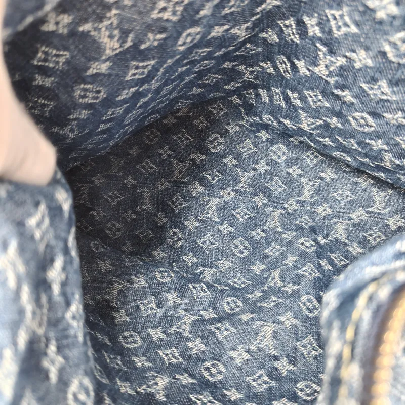 Louis Vuitton Shoulder Bag Baggy hobo Shoulder Bag Blue One Size 30 × 13 × 22 cm — detail view 8 of 13