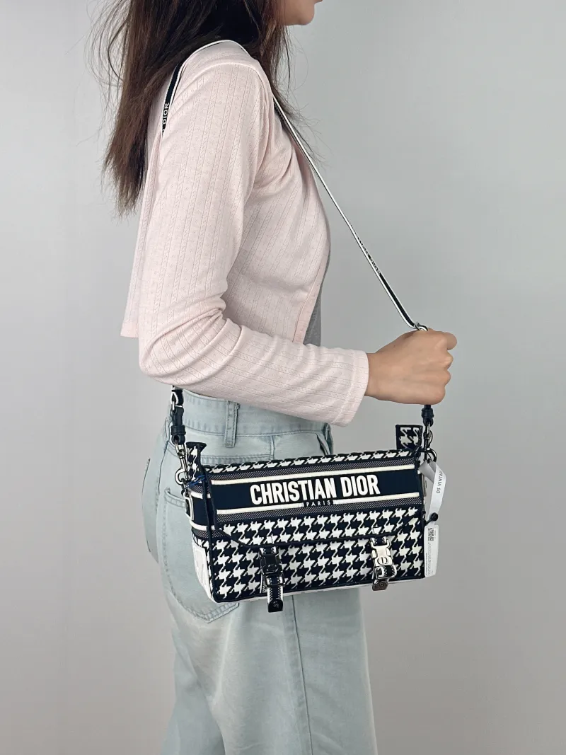 DIOR Crossbody Bag camp Messenger Bag Colorblock Canvas Small 23 × 8 × 15 cm — on-model view 1 of 2
