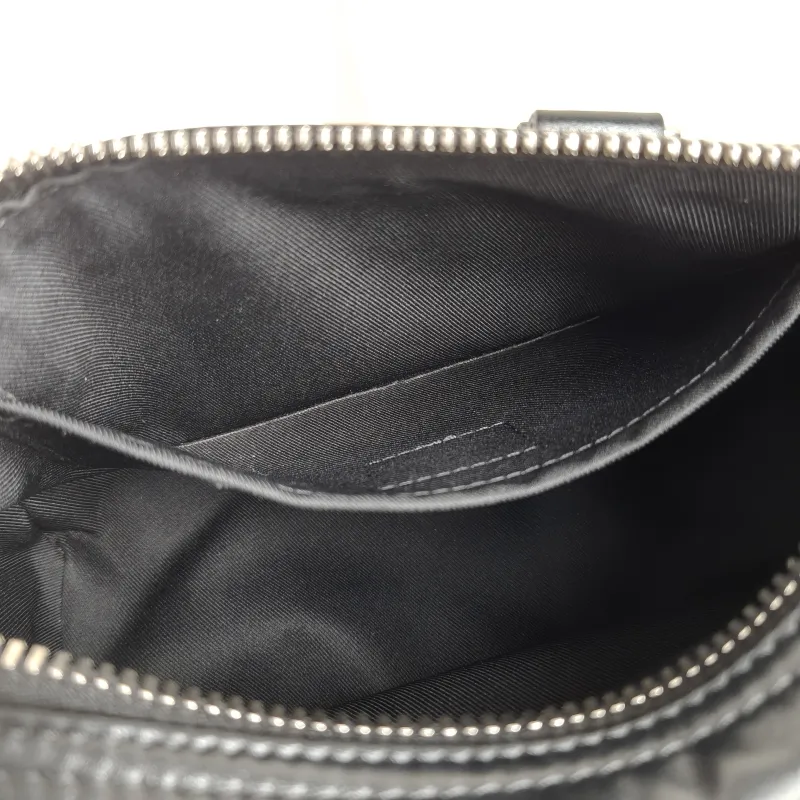 Louis Vuitton Crossbody Bag Keepall Cargo 25 Medium 25 × 11 × 15 cm — detail view 5 of 12