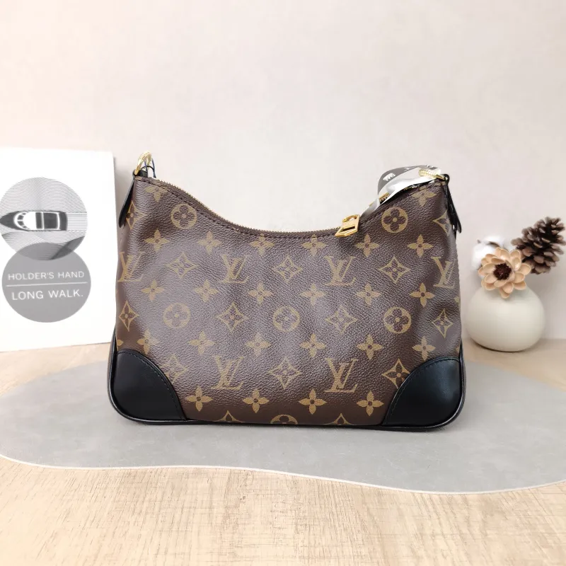 Louis Vuitton Crossbody Bag Boulogne PVC Small 26 × 9.5 × 16 cm — cover view 3 of 6