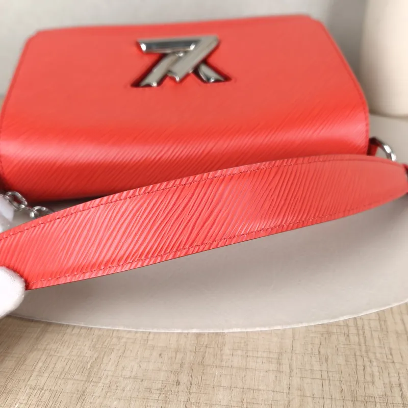 Louis Vuitton Crossbody Bag Twist Red Epi Embossed Calfskin Medium 23 × 9.5 × 17 cm — detail view 8 of 13