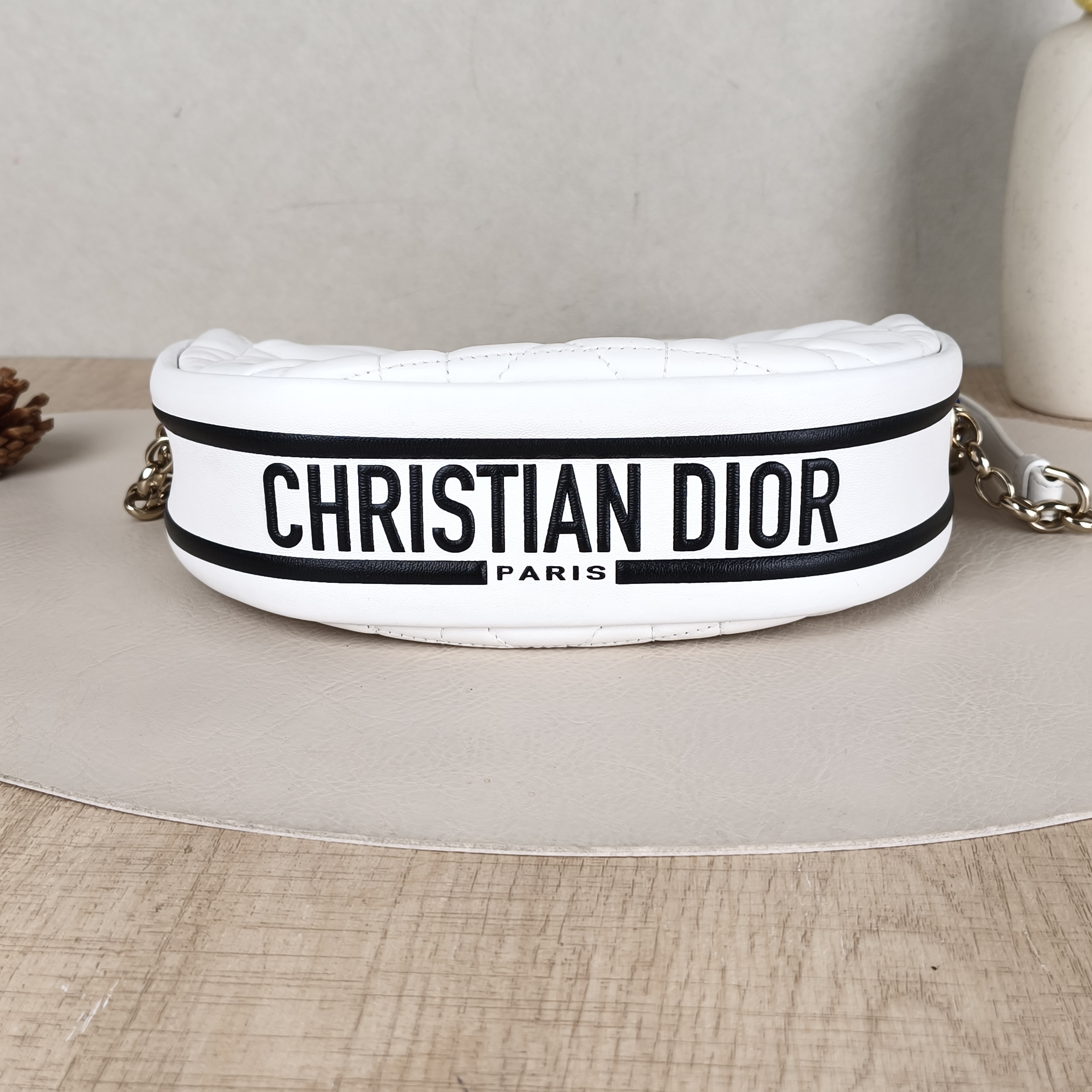 DIOR Shoulder Bag Vibe Hobo White SL ambskin Small20 × 7 × 15 cm — cover view 2 of 5