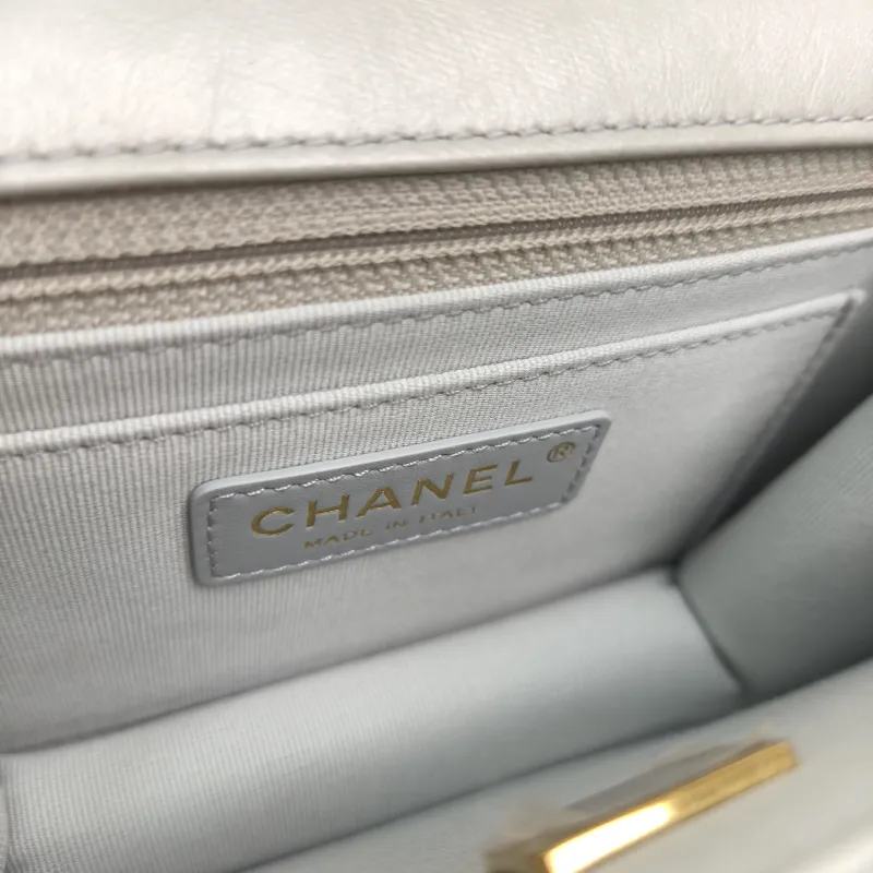 Chanel Crossbody Bag23s Messenger Bag Grey Calfskinmini19.5 × 6 × 13 cm — detail view 9 of 15