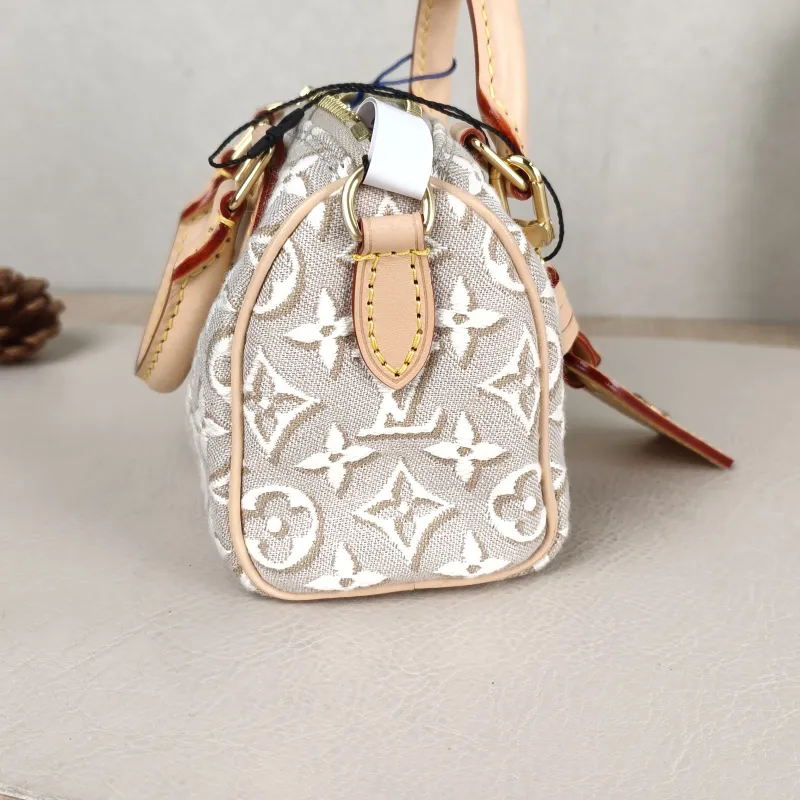 Louis Vuitton Crossbody Bag Speedy Nano Beige nano 16 × 7.5 × 10 cm — detail view 9 of 13