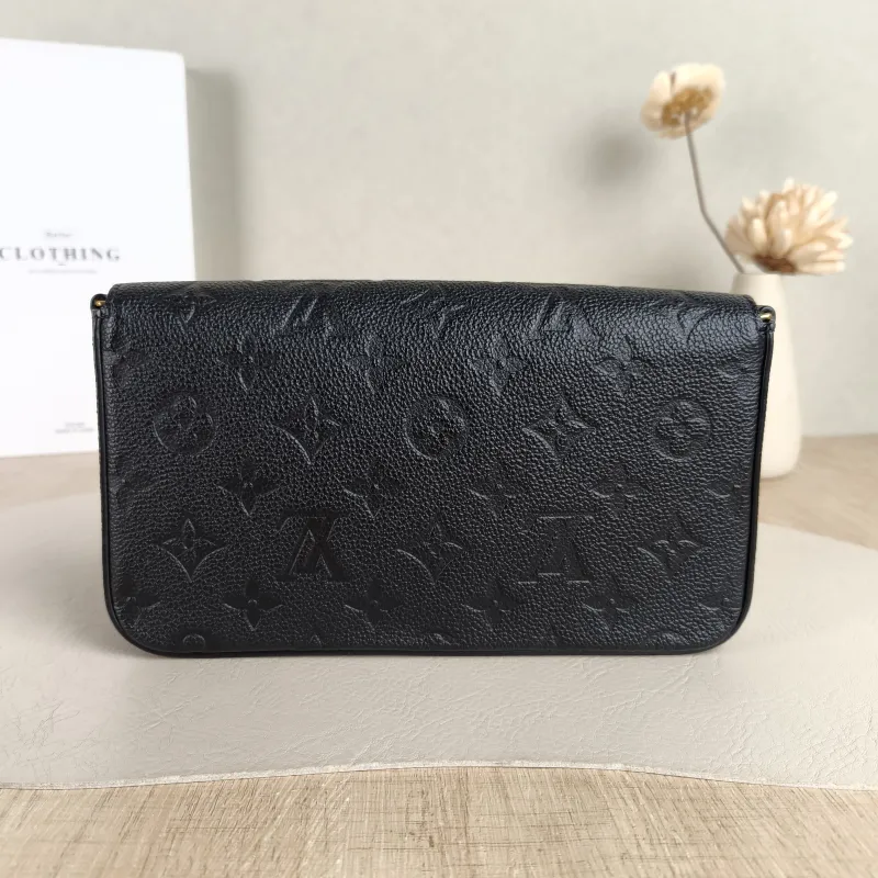 Louis Vuitton Crossbody Bag Pochette Félicie Black Calfskin Small 21 × 3 × 12 cm — cover view 2 of 5