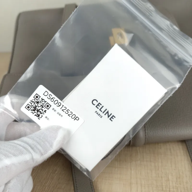 CELINE Shoulder Bag Soft 16Shoulder Bag Grey Calfskin Medium32 × 15 × 24 cm — detail view 8 of 12