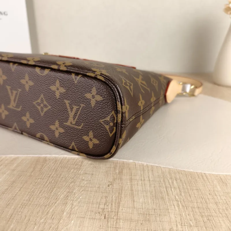 Louis Vuitton Shoulder Bag Lineup Monogram PVC BB 25.5 × 10 × 22 cm — detail view 5 of 11