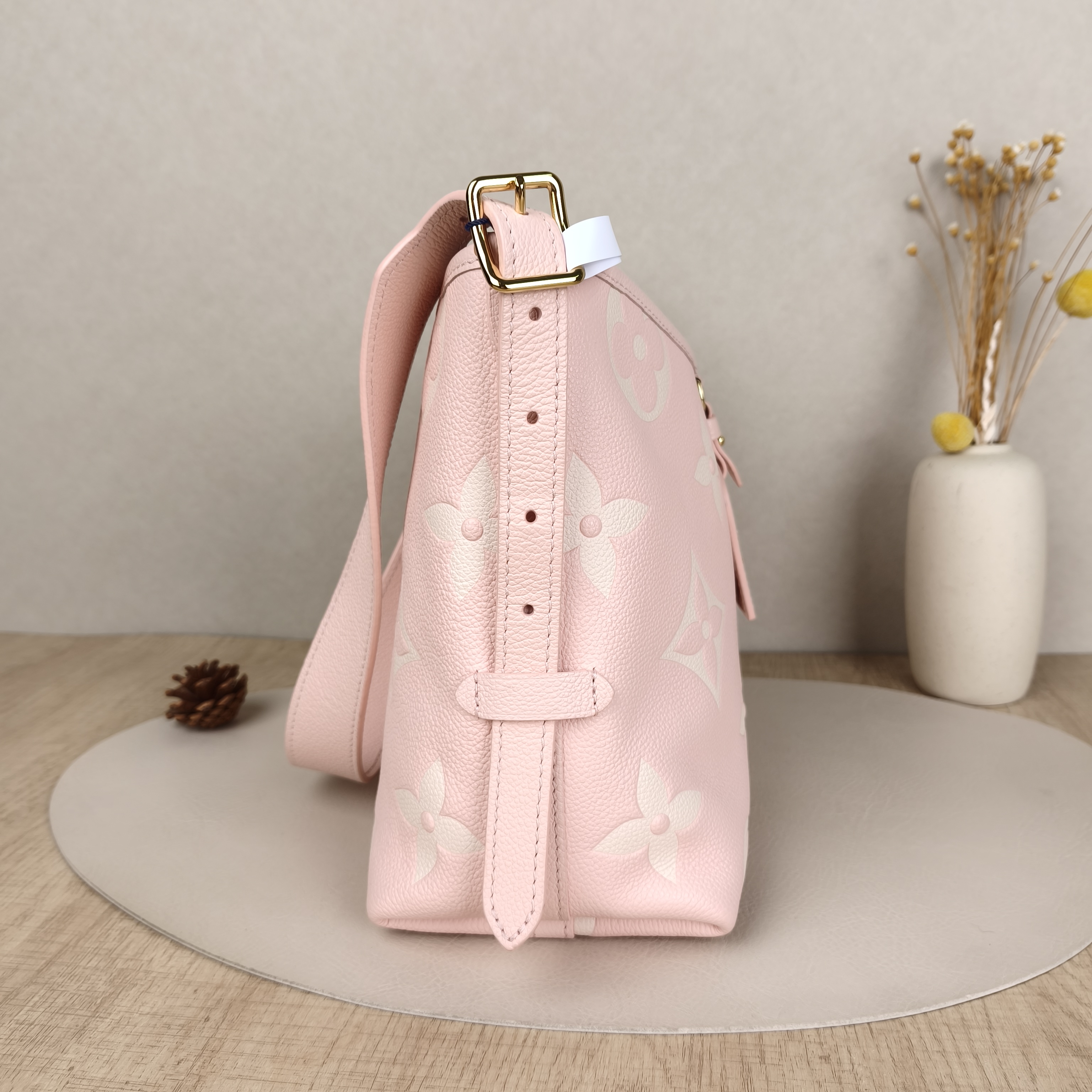 Louis Vuitton Crossbody Bag Carryall — cover view 3 of 10