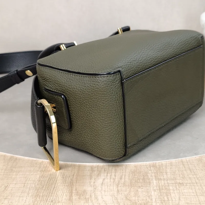 DELVAUX Top Handle Bag Cool Box Box Shoulder Bag Colorblock Calfskinmini21 × 11 × 13 cm — detail view 14 of 17