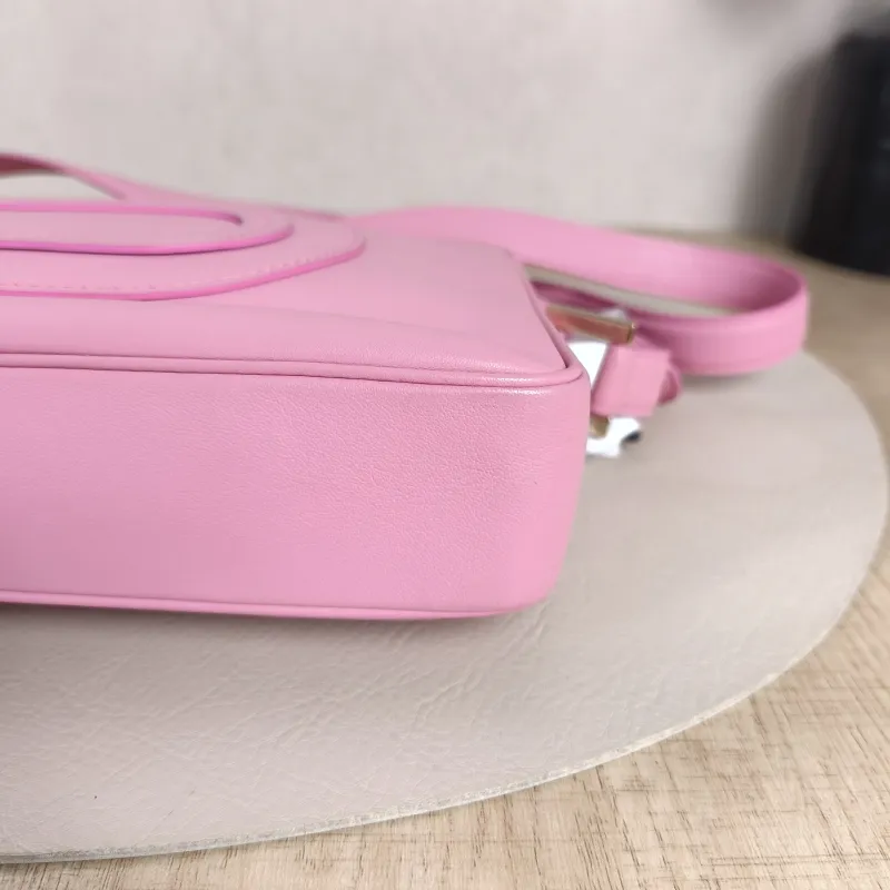 DELVAUX Crossbody Bag Crossbody Bag Pink Calfskin One Size22 × 4.5 × 15 cm — detail view 5 of 11