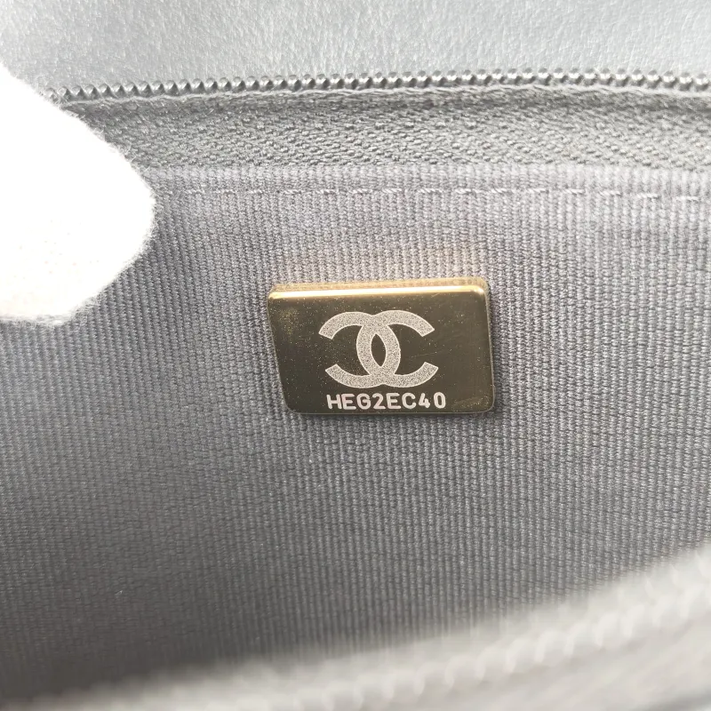 Chanel Crossbody Bag coco crush woc Black Grained Calfskinmini19.2 × 3.5 × 12.3 cm — detail view 10 of 13