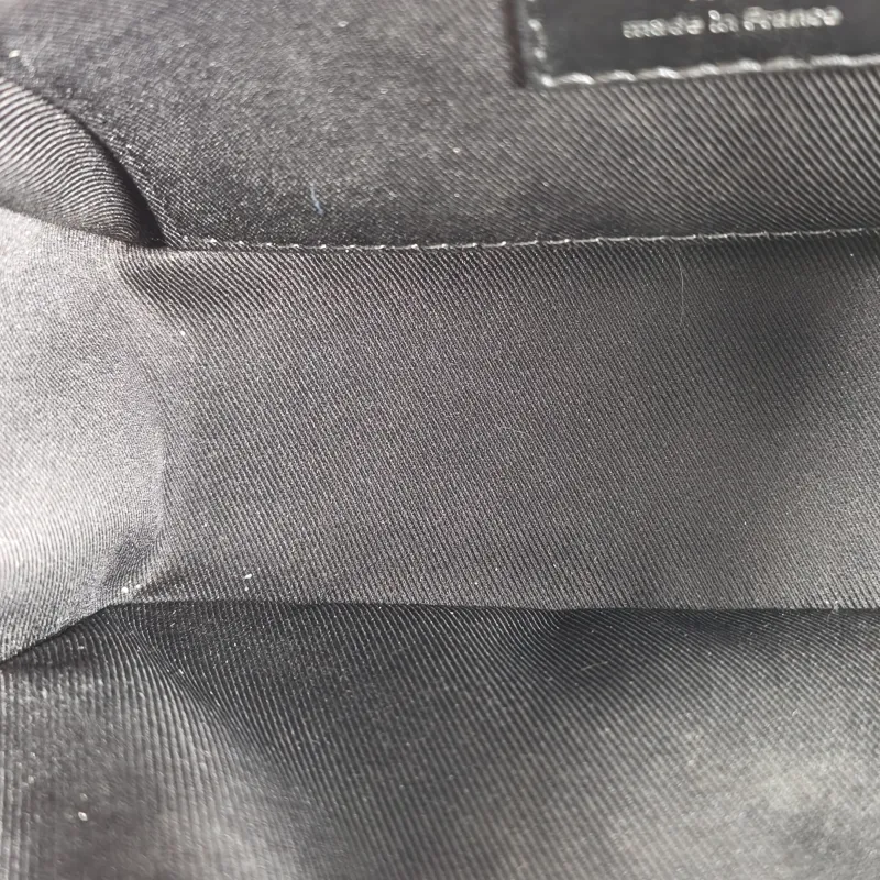 Louis Vuitton Crossbody Bag SOFT TRUNK Box PV Cmini18.5 × 8 × 13 cm — detail view 6 of 11