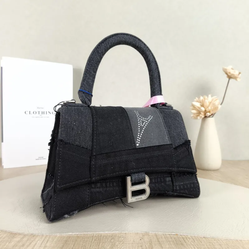 BALENCIAGA Crossbody Bag Hourglass Hourglass Bag Grey Small 23 × 10 × 14 cm — cover view 3 of 5