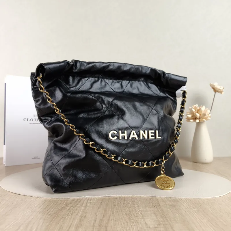 Chanel Shoulder Bag22Bag Black CC alfskin Small35 × 7 × 37 cm — cover view 2 of 5
