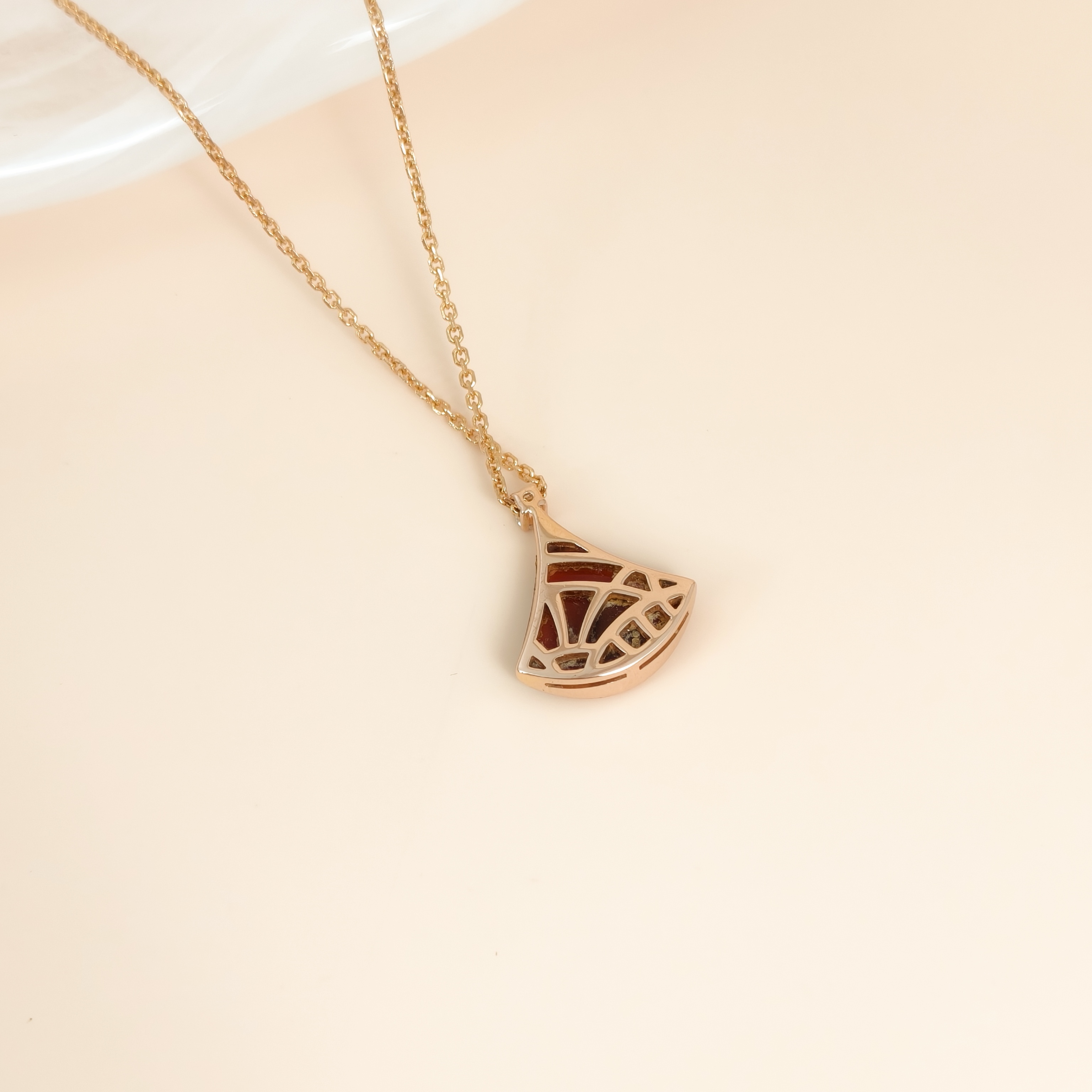 Bvlgari Necklace DIVAS’ DREAM Collection 18K Diamond One Size Pendant1.5cm 44cm — cover view 6 of 9