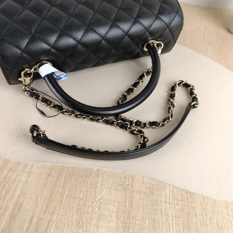 Chanel Top Handle Bag Coco Handle​ Black Grained Calfskin Medium 29 × 12 × 18 cm — detail view 7 of 13