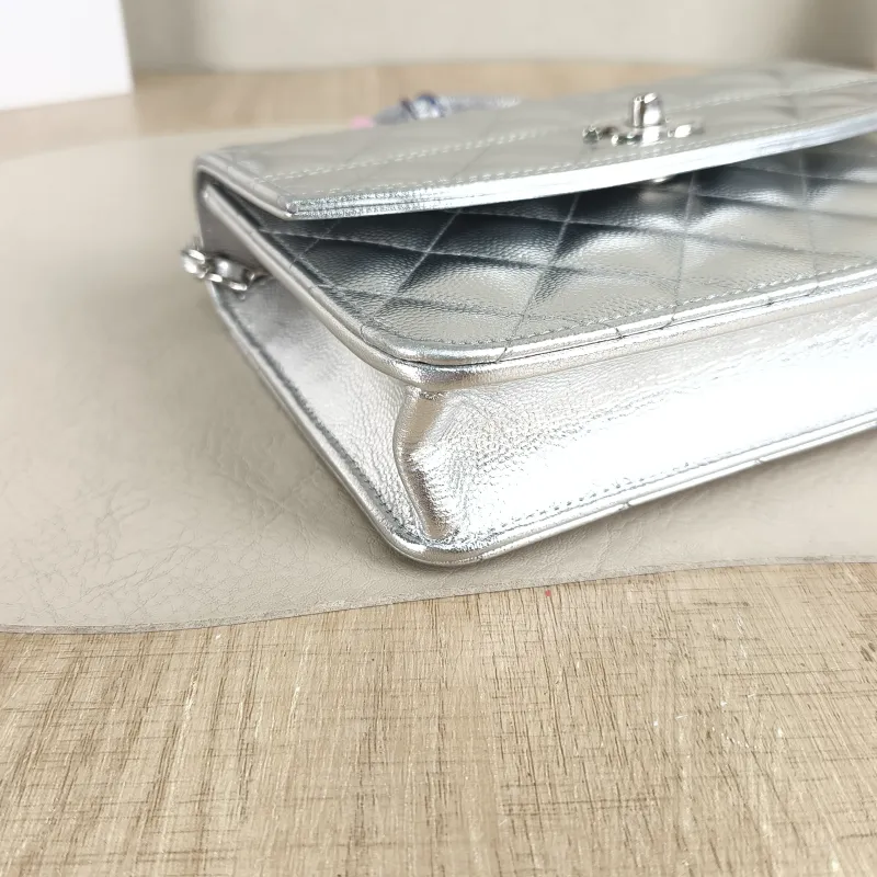 Chanel Backpack Backpack Silver Grained Calfskin One Size 18.2 × 5 × 14 cm — detail view 1 of 12