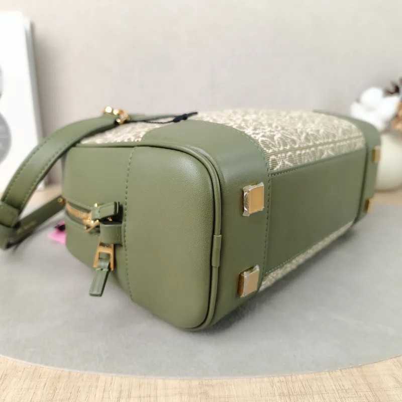 LOEWE Crossbody Bag amazona 23 Green Canvas One Size 24 × 10 × 15 cm — detail view 10 of 13