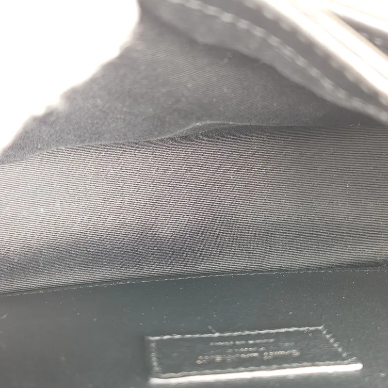 SAINT LAURENT Crossbody Bag Niki D Waxed Leather Calfskin Small21 × 7.5 × 16 cm — detail view 5 of 14