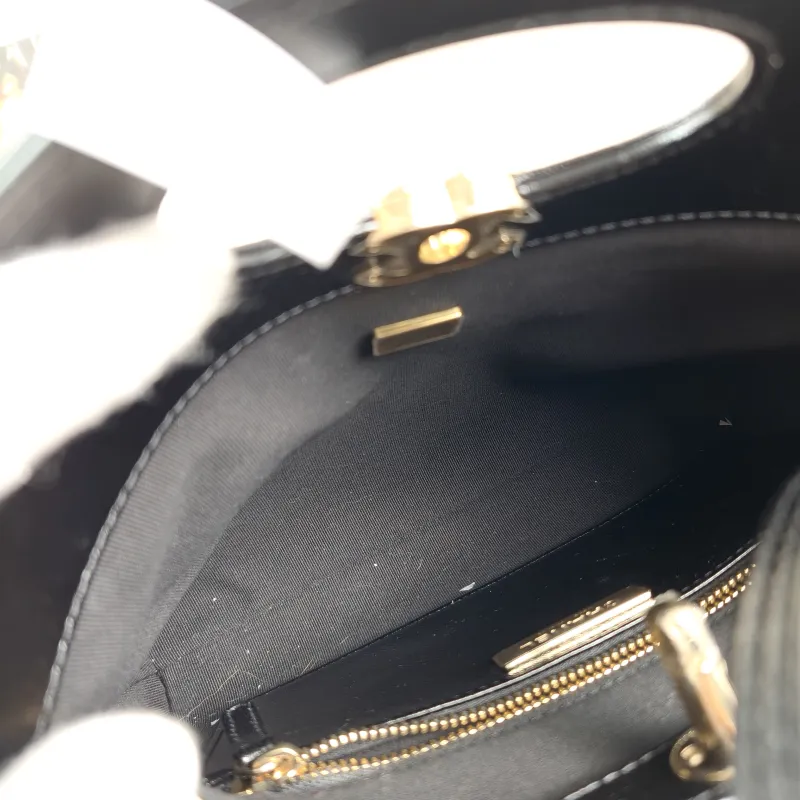 Chanel Crossbody Bag 31Bag Black Waxed Leather Mini 23 × 5.5 × 22 cm — detail view 7 of 13