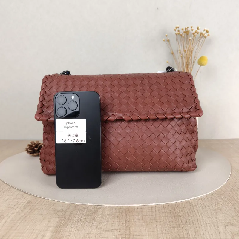 Bottega Veneta Shoulder Bag Olimpia Brown Lambskin One Size29 × 10.5 × 20 cm — cover view 4 of 5