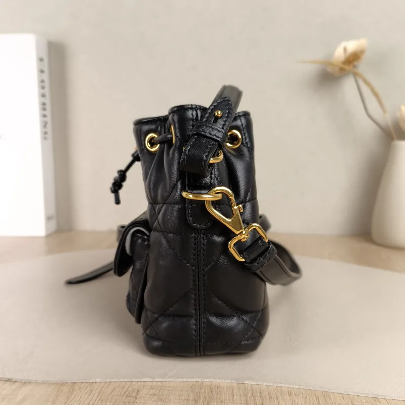 DIOR Crossbody Bag Caro Bucket Bag Black Lambskinmini14 × 7 × 15 cm — detail view 5 of 12