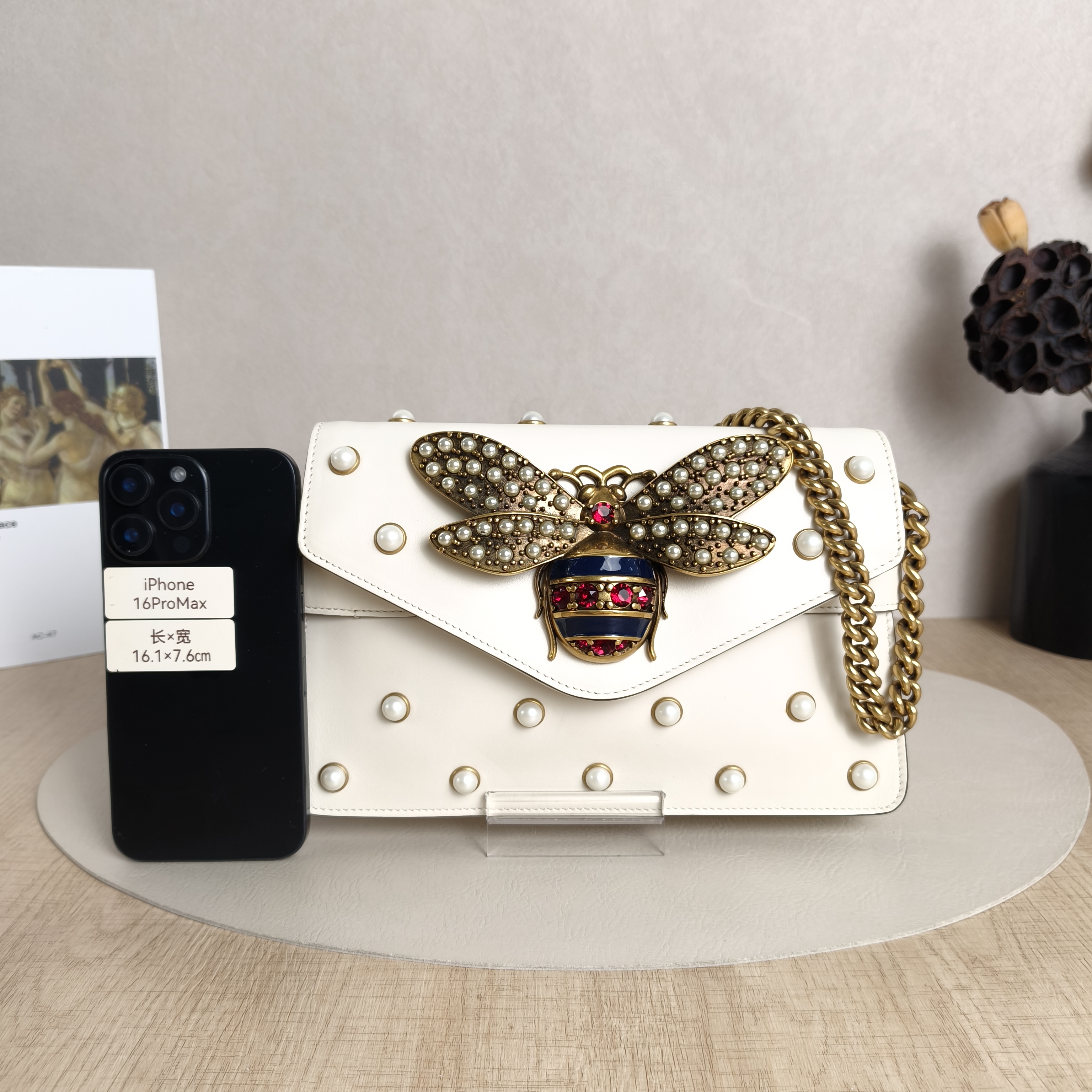 GUCCI Shoulder Bag Broadway Pearl White CC alfskin 25 × 4 × 16 cm — cover view 2 of 5