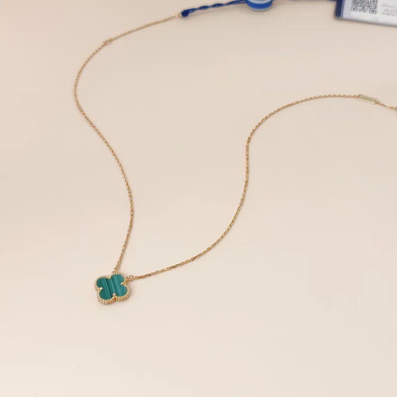 Van Cleef & Arpels Necklace Alhambra Alhambra Collection Yellow Gold 18KY ellow Gold Malachite Vintage Small 41cm — cover view 7 of 14