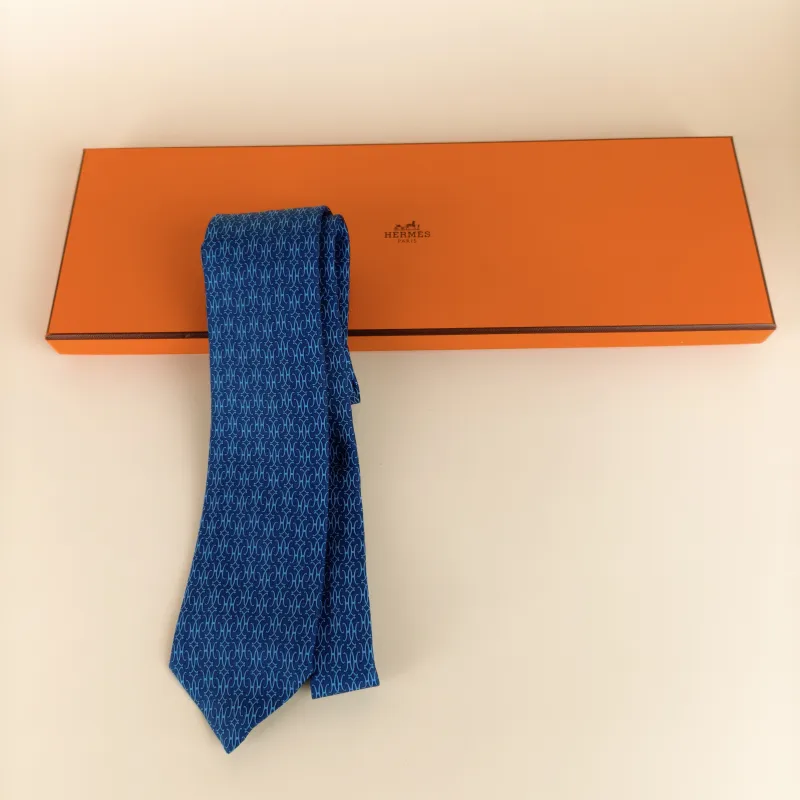 Hermès Blue Silk One Size 146*7cm — cover view 7 of 7