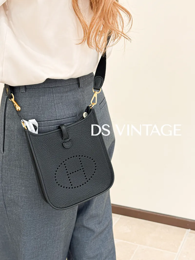 Hermès Crossbody Bag Evelyne Mini 16 Mini 16 Black Taurillon Clemence TC Calfskin Mini 17 × 5.5 × 18 cm Y — on-model view 1 of 3