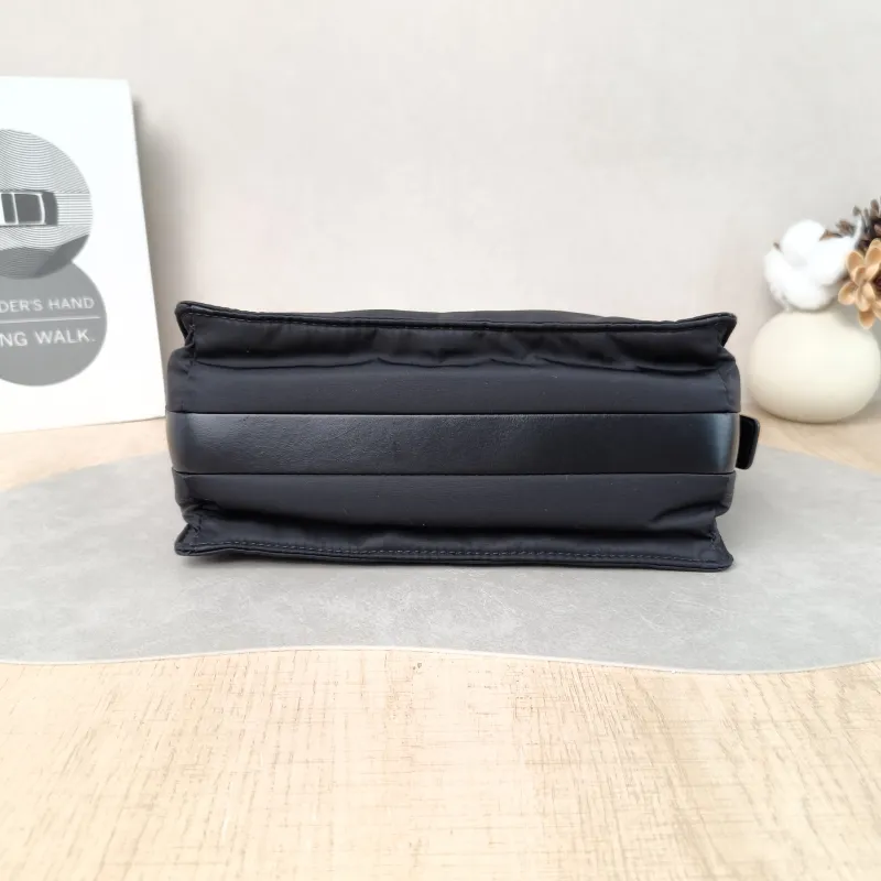PRADA Crossbody Bag Messenger Bag Crossbody Bag Black Nylon One Size 23 × 8.5 × 17 cm — cover view 3 of 5