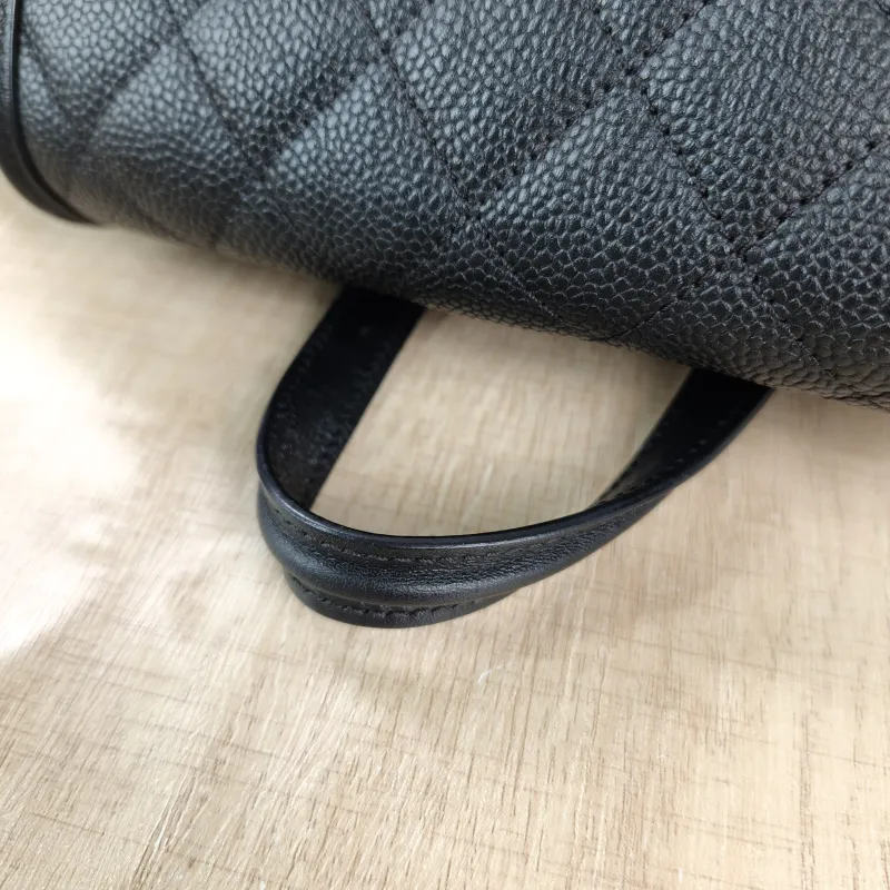 Chanel Backpack vanity case Backpack Black Calfskin One Size 22 × 13 × 25 cm 26 — detail view 7 of 13