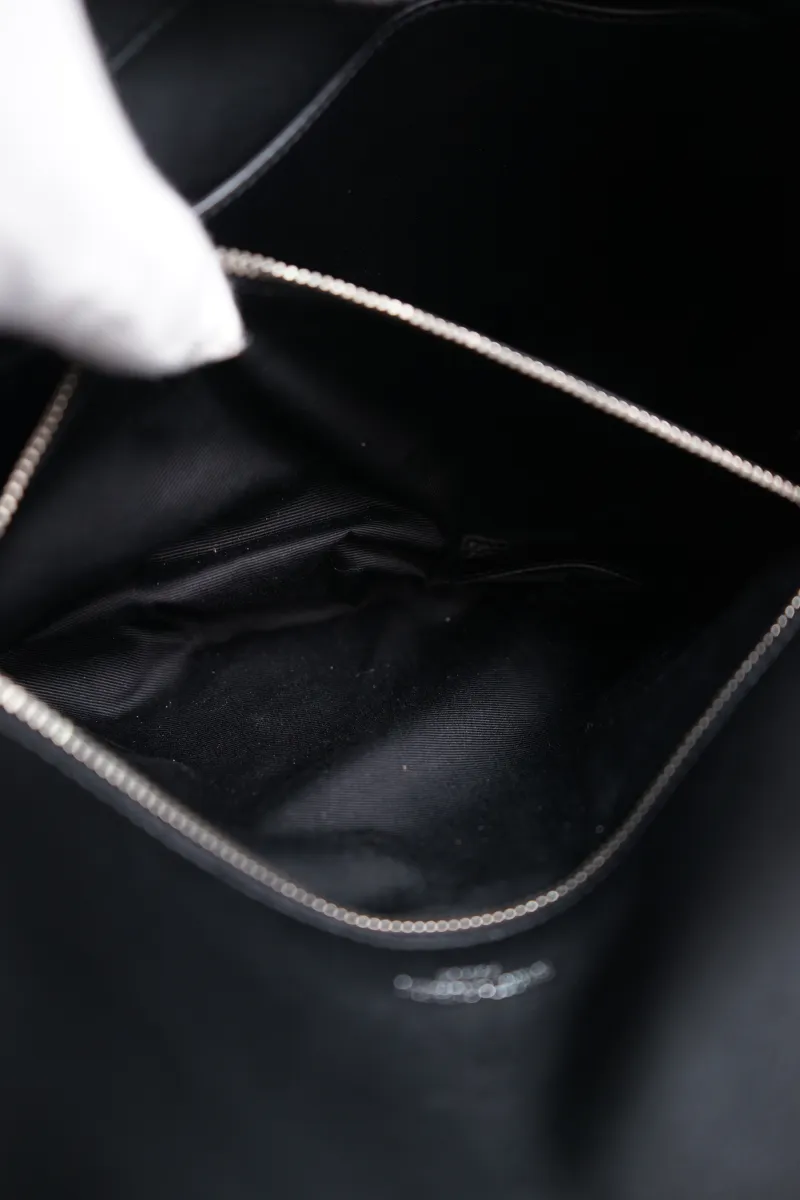 SAINT LAURENT Niki D Medium Black Patent Leather · Dust Bag · 28 × 8.5 × 20 cm — detail view 12 of 23