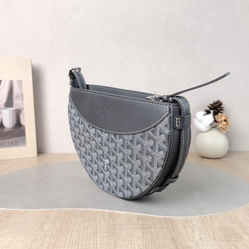GOYARD Crossbody Bag Hirondelle Grey ine Canvas One Size 25 × 6 × 17 cm — cover view 4 of 6
