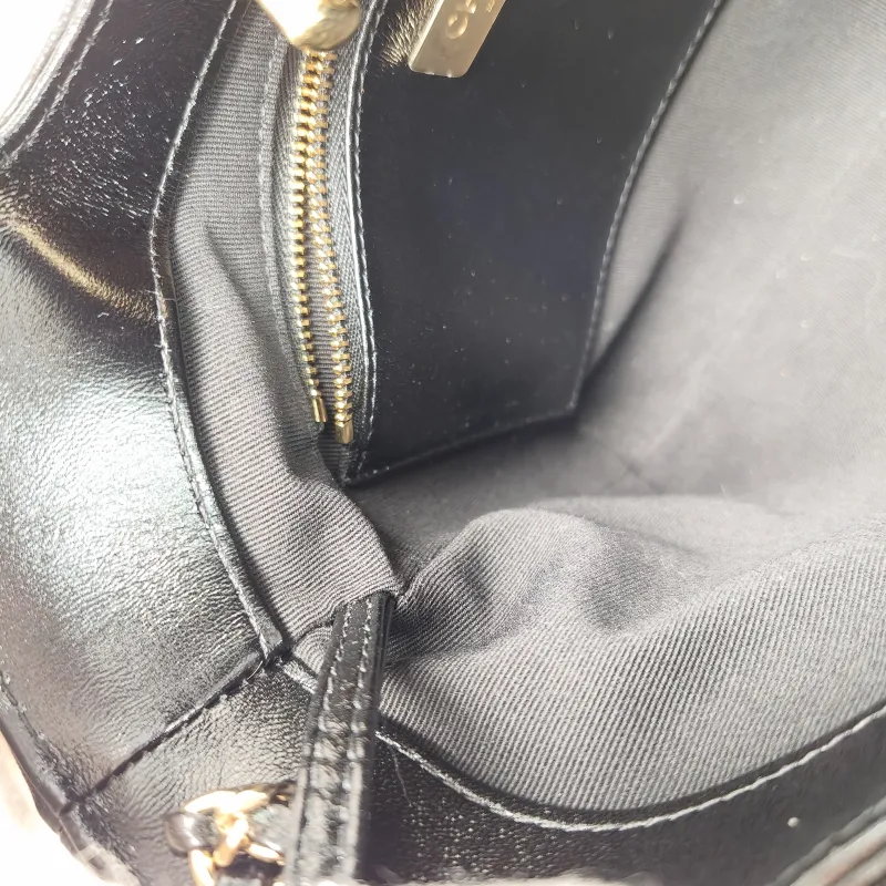 Chanel Crossbody Bag31Bag Black Waxed Leathermini23 × 5.5 × 22 cm — detail view 5 of 15