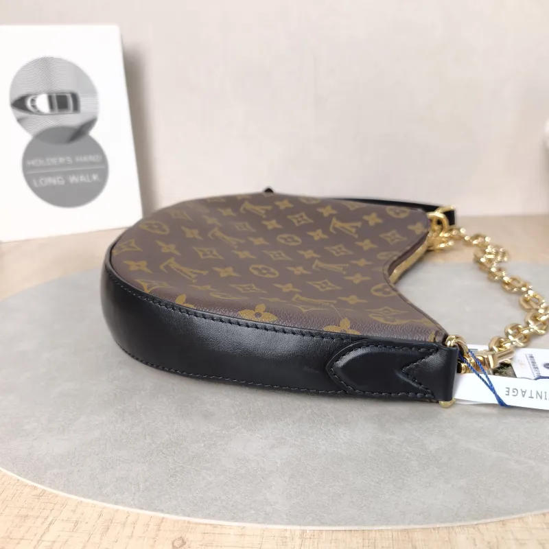 Louis Vuitton Shoulder Bag COOKIE Monogram PVCBB28.5 × 5 × 19 cm — detail view 14 of 14