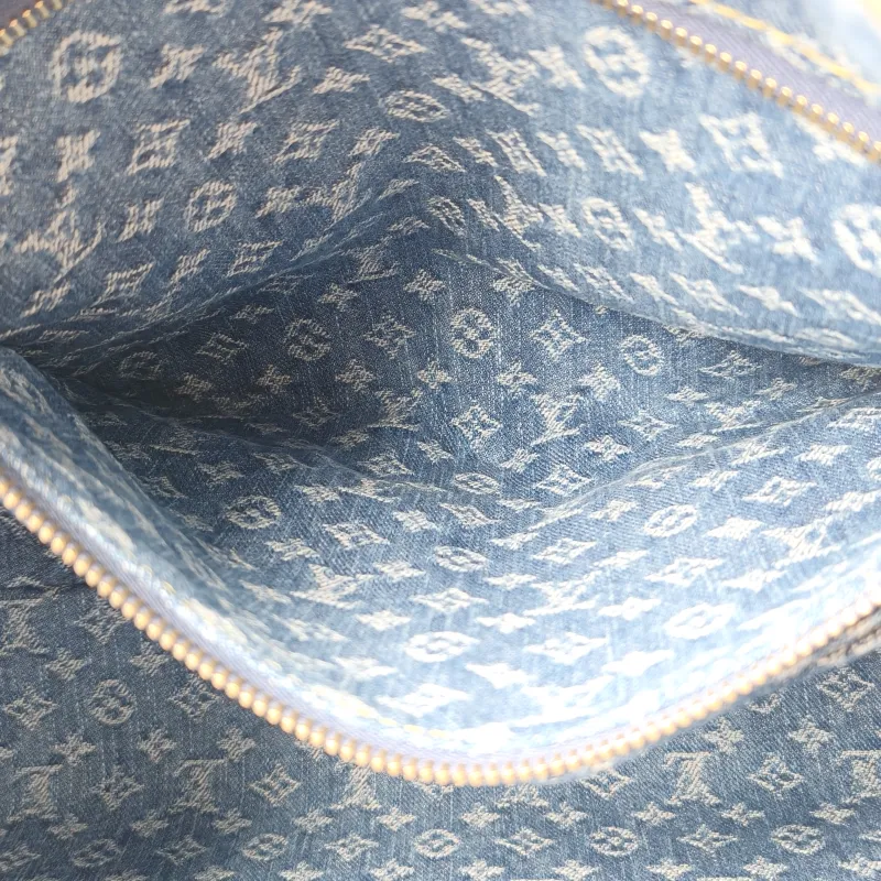 Louis Vuitton Crossbody Bag Carryall Blue Medium 39 × 15 × 30 cm — detail view 2 of 12